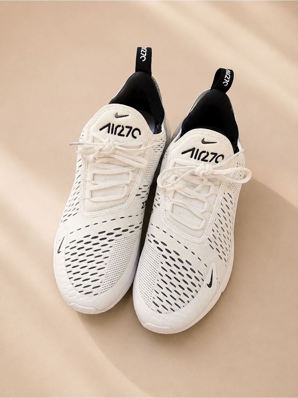 Nike Air270 Womans Sneakers in White with Black Accents